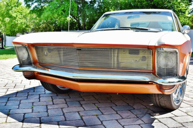 1964 Buick Riviera dual carbs 401 Nailhead, Custom Leather Interior, A/C, - photo 12