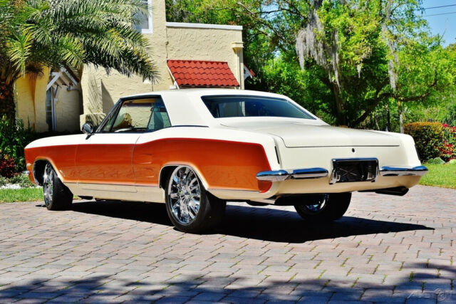 1964 Buick Riviera dual carbs 401 Nailhead, Custom Leather Interior, A/C, - photo 5