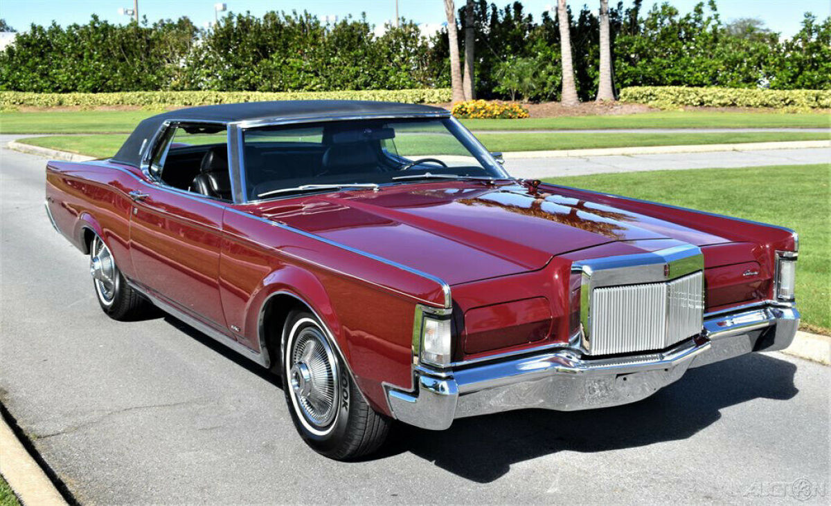 1969 Lincoln Continental 18k Actual Miles Original Condition - photo 2