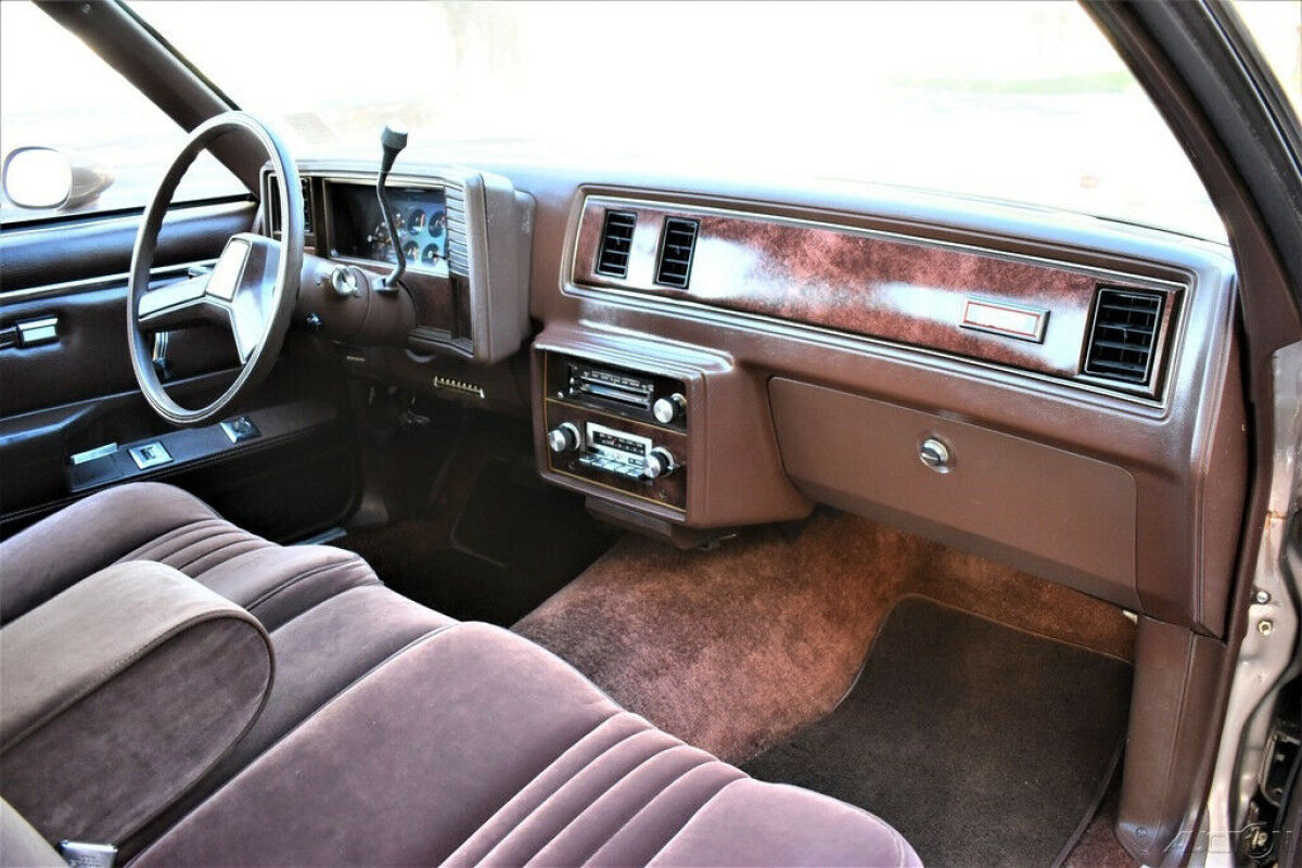 1983 Chevrolet El Camino 5.0 V8 Automatic 44k Miles mint - photo 11