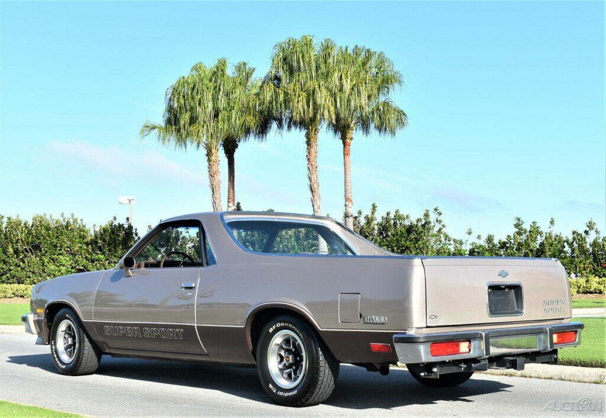 1983 Chevrolet El Camino 5.0 V8 Automatic 44k Miles mint - photo 2