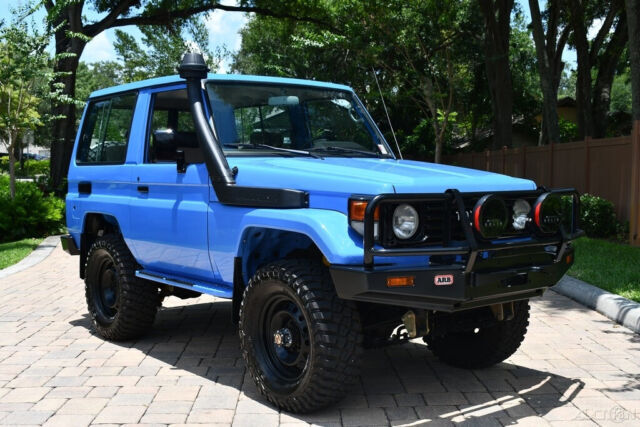1988 Toyota Land Cruiser LX 4x4 33,219 Miles Spectacular! - photo 2