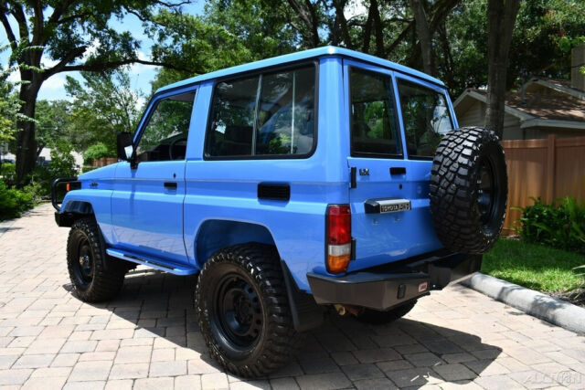 1988 Toyota Land Cruiser LX 4x4 33,219 Miles Spectacular! - photo 5