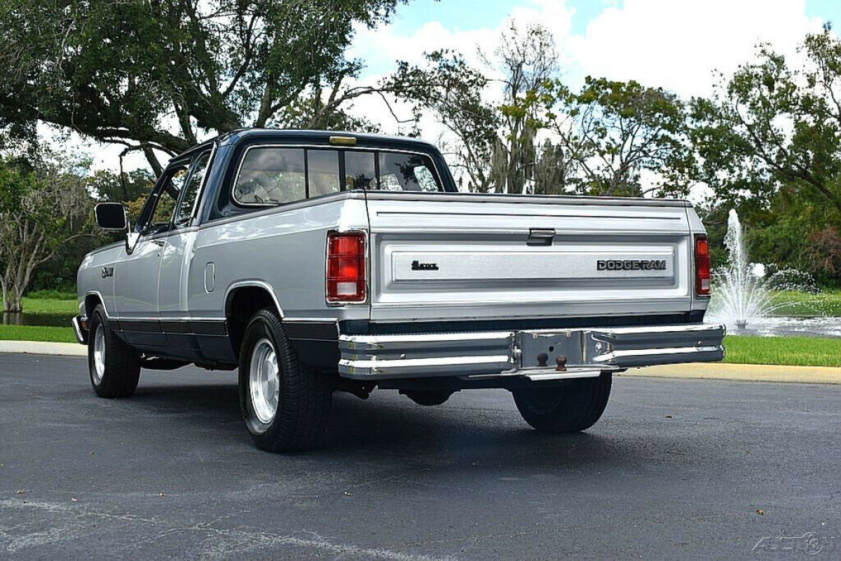 1990 Dodge Ram 1500 5.2L Auto A/C PS PB - photo 10