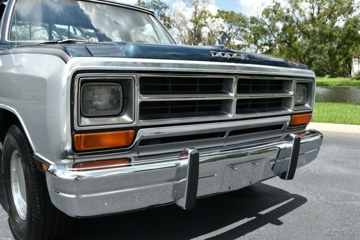 1990 Dodge Ram 1500 5.2L Auto A/C PS PB - photo 8