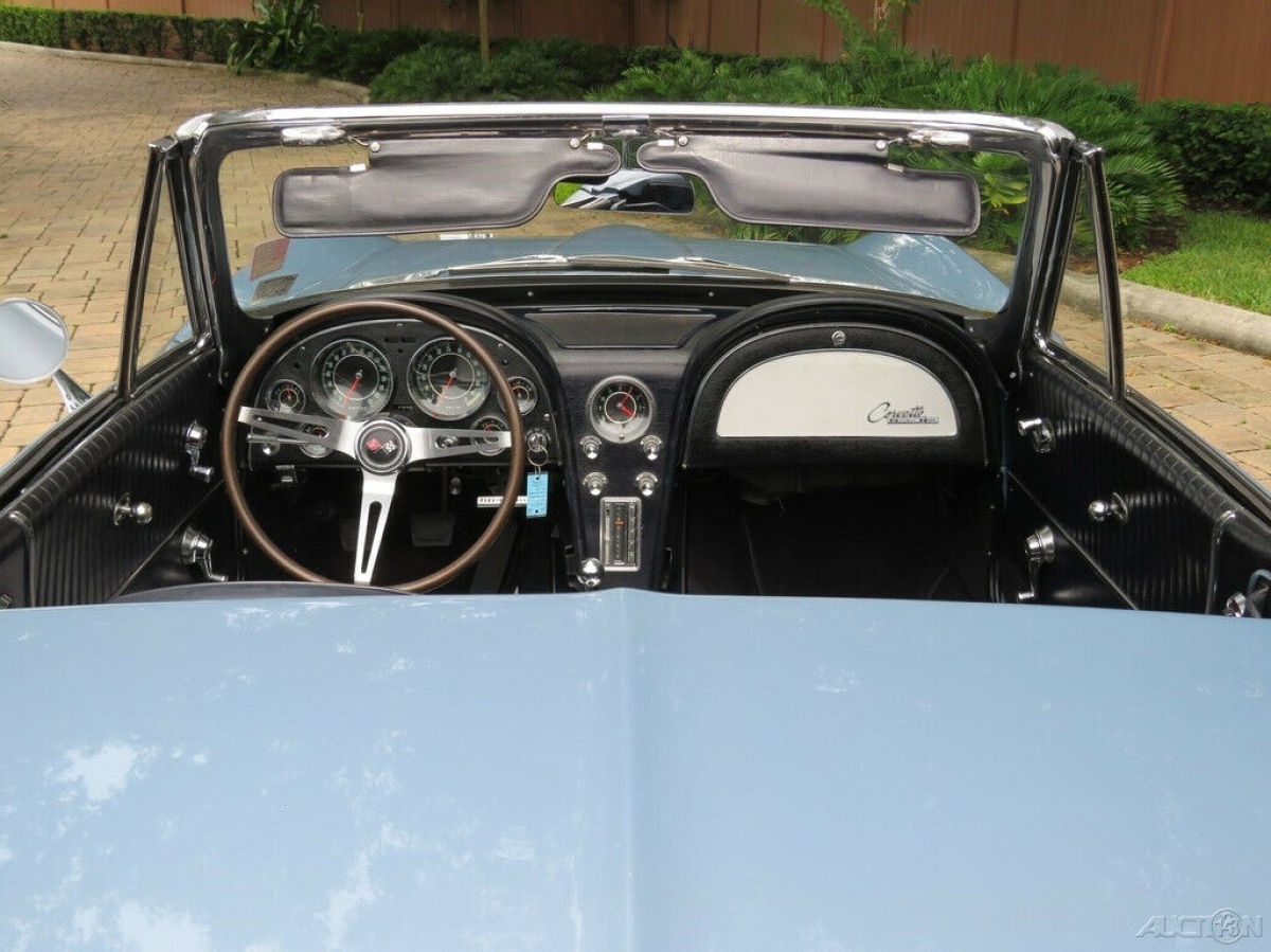 1964 Chevrolet Corvette Convertible only 48k Original Miles! Super rare 4 sp - photo 12