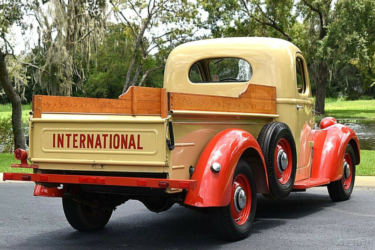 1939 International Harvester D2 Pickup 213 Inline 6 Manual - photo 3