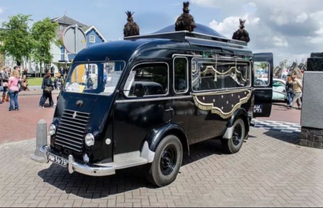 Renault Goélette typ 2065 Year 1957 1957 Renault Other