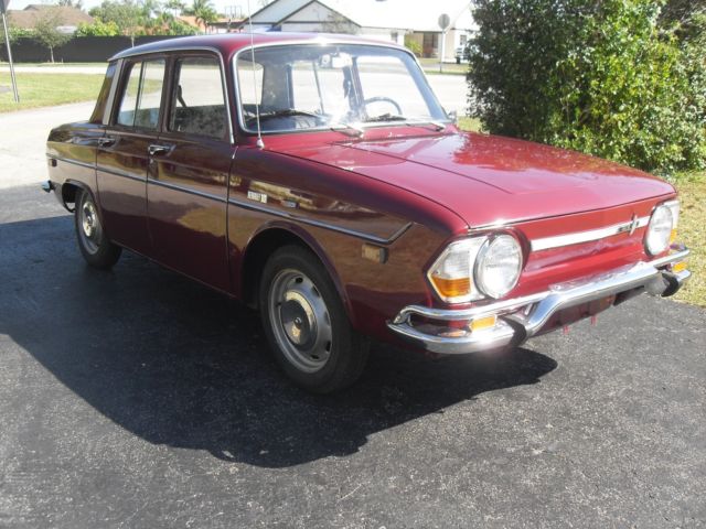 RENAULT R-10 LAST YEAR 1971 , 1300 CC RUNNING GREAT 1971 Renault R10