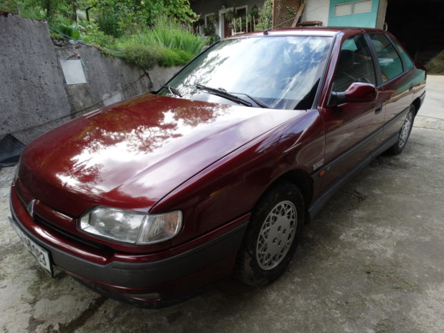 Renault Safrane, great shape, new parts,selling bc. looking for a stronger one 1994 Renault safrane 5 door hachback