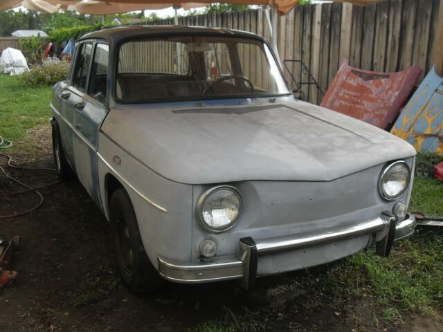 1967 Renault R1134 - photo 2