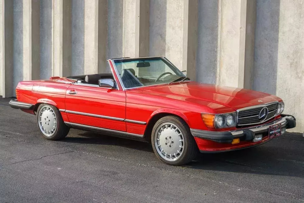 Reserved Lowered*Clean Auto Check*2 previous owners*Has Soft & Hard Top* 1988 Mercedes-Benz 560 SL Convertible