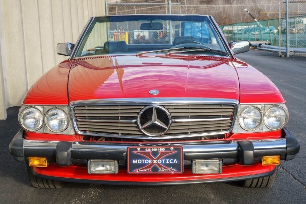 1988 Mercedes-Benz 560 SL Convertible - photo 2