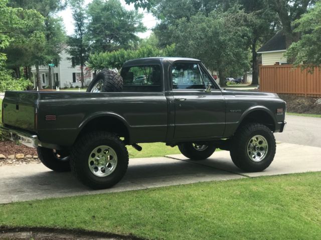 1970 Chevrolet C-10 CST - photo 2