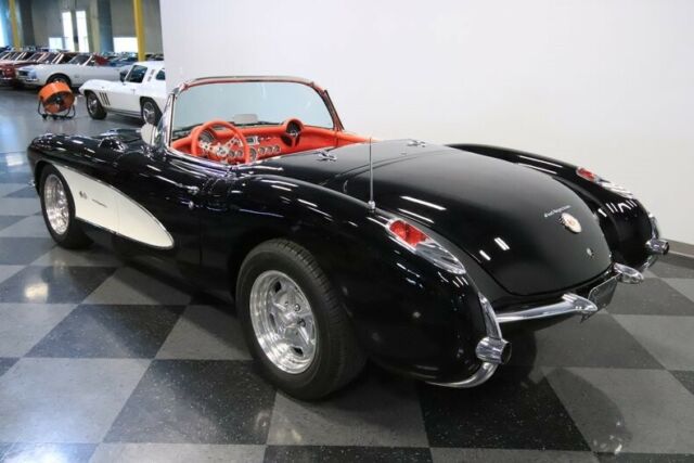 1956 Chevrolet Corvette Restomod - photo 10