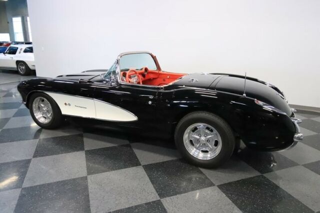 1956 Chevrolet Corvette Restomod - photo 9