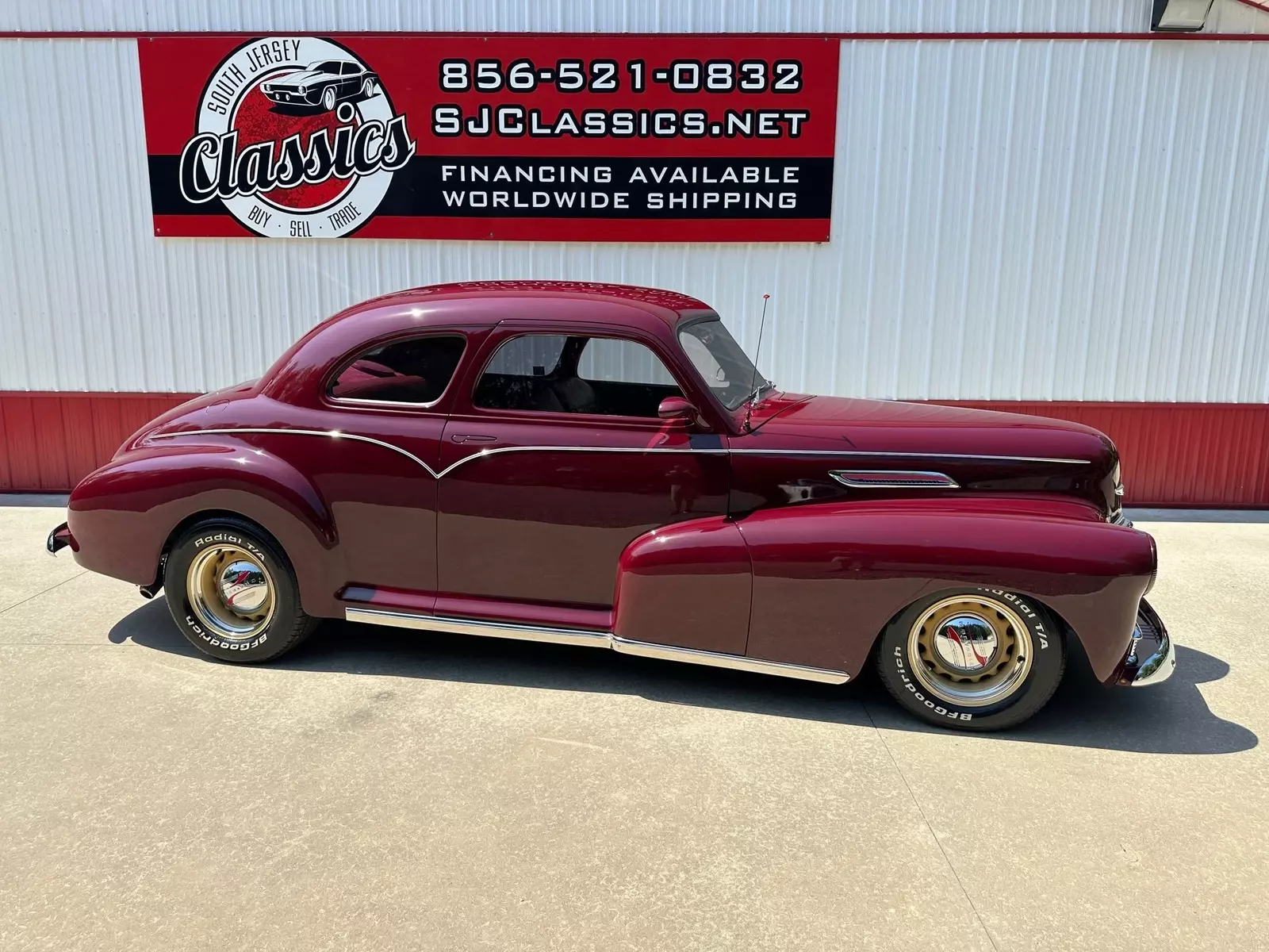 1948 Chevrolet Stylemaster Resto-Mod 350 V8 700R4 Power Steering & Brakes-A/C - photo 5