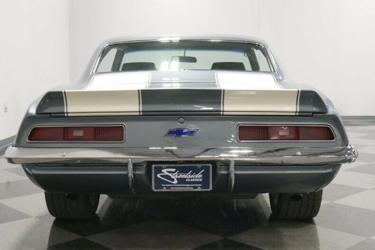 1969 Chevrolet Camaro 502 Restomod - photo 12
