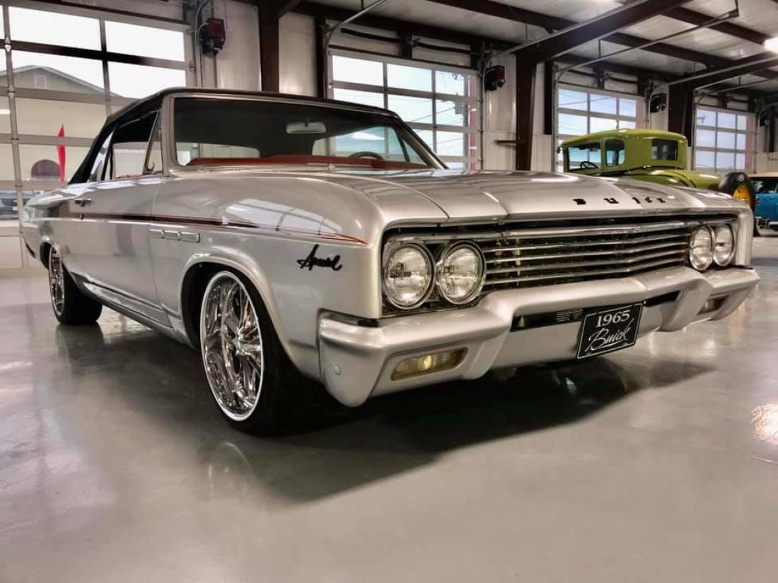 1965 Buick Special CONVERTIBLE - photo 2