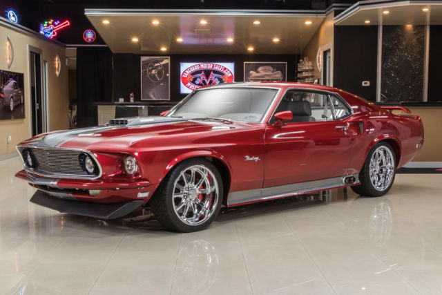 Resto Mod, Coyote 5.0/435HP, 4 Wheel Disc, TCI suspension, A/C, Navigation 1969 Ford Mustang