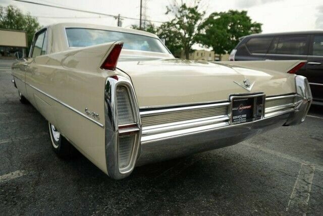 1964 Cadillac DeVille - photo 11