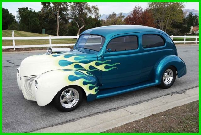 RestoMod 1940 Ford Sedan Chevy 350/350 671 Blower Mustang II PDB Tilt AC 32 36 1940 Ford Sedan 2 Door Sedan