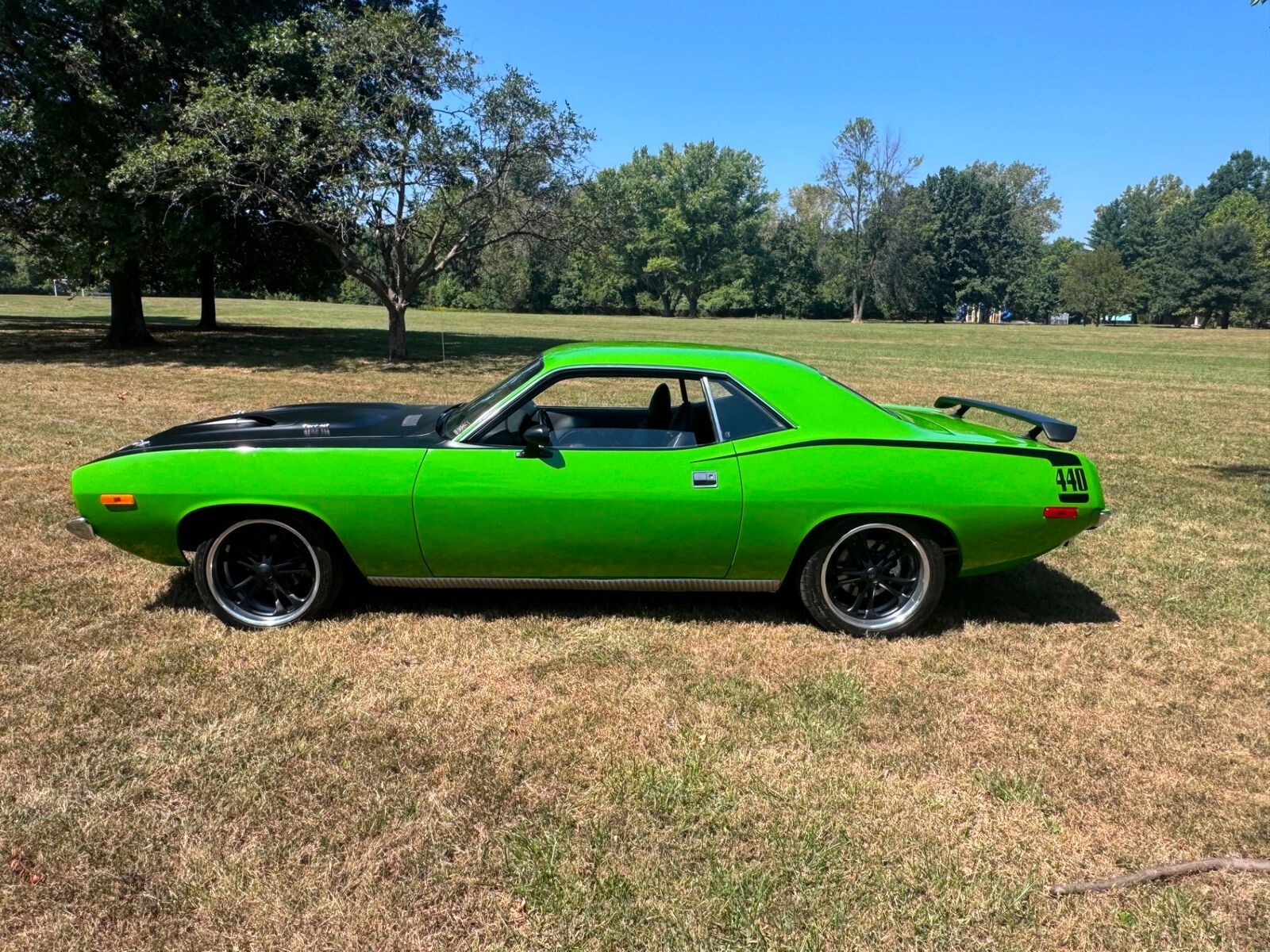 1973 PLYMOUTH BARRACUDA RESTOMOD - photo 3
