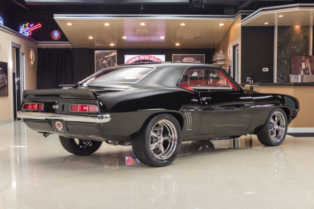 1969 Chevrolet Camaro - photo 11