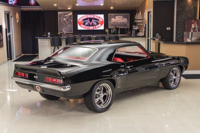 1969 Chevrolet Camaro - photo 12
