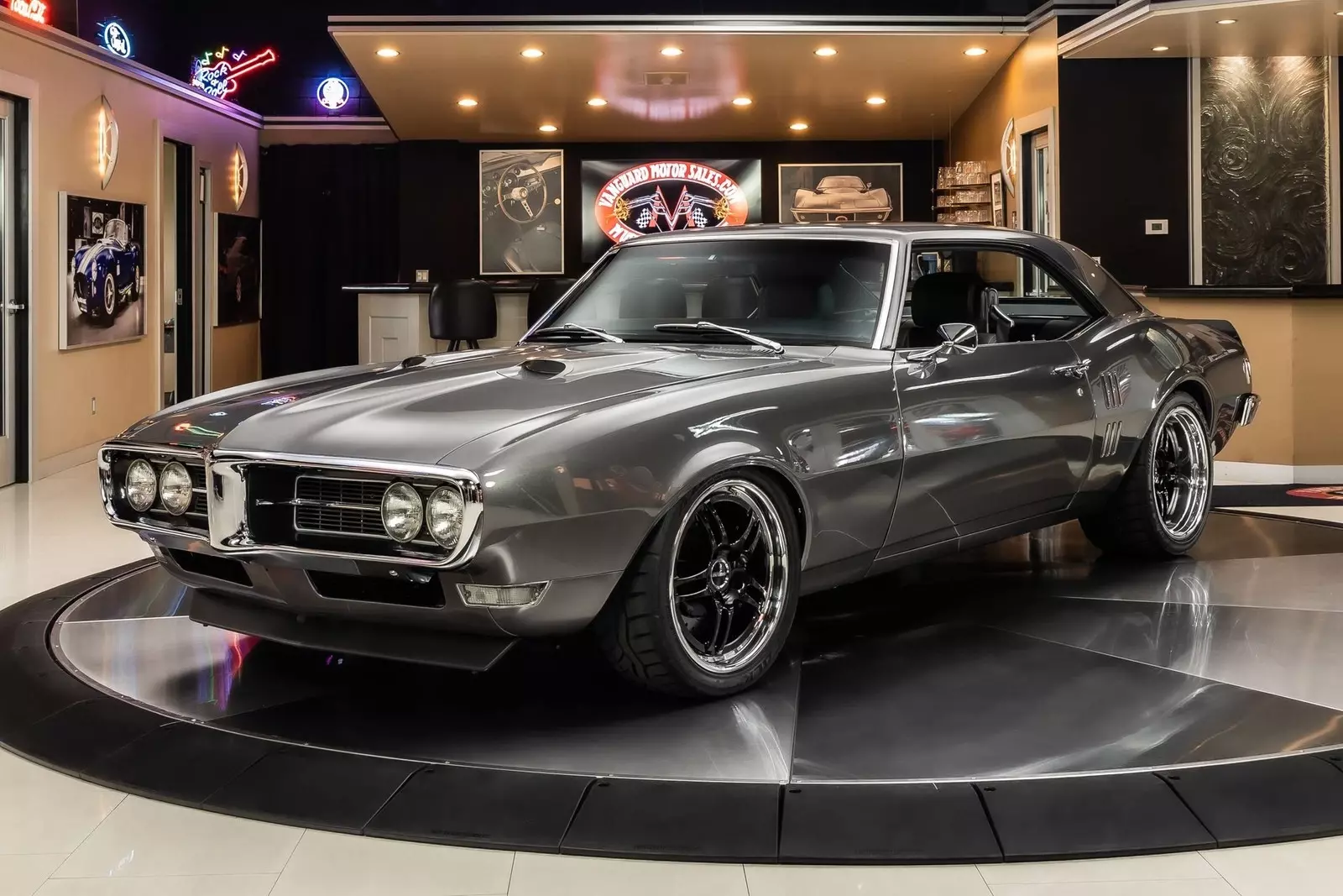 Restomod! LS2 6.0L V8, 4L65E Automatic, DSE Hydroformed SF, 4W Disc, PS, PB, A/C 1968 Pontiac Firebird Restomod