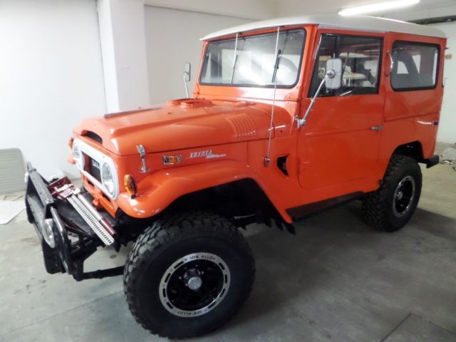 RESTOMOD ORIGINAL CALIFORNIA "BLUE PLATE" TOYOTA FJ40 1971 Toyota Land Cruiser FJ40