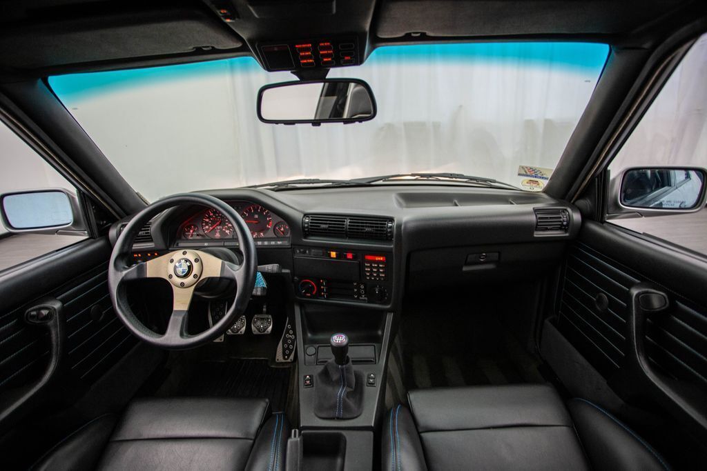 1988 BMW M3 - photo 12