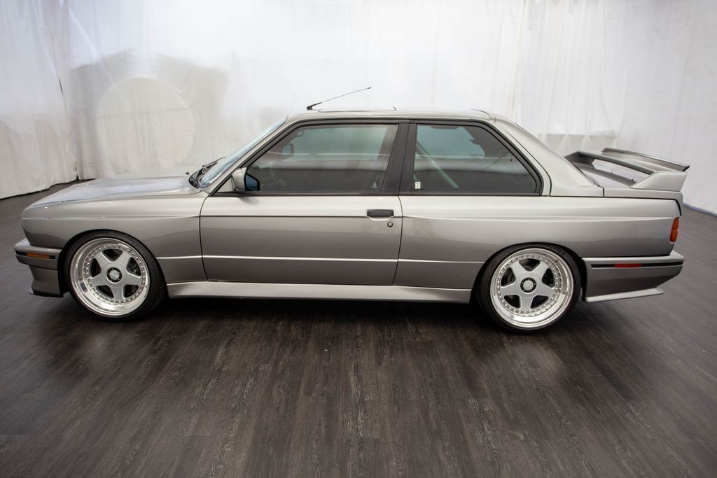 1988 BMW M3 - photo 7