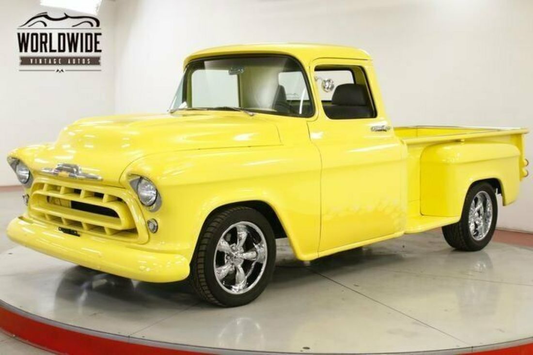 Restomod. Step Side Fuel Injected Lt1 V8 1957 Chevrolet Truck