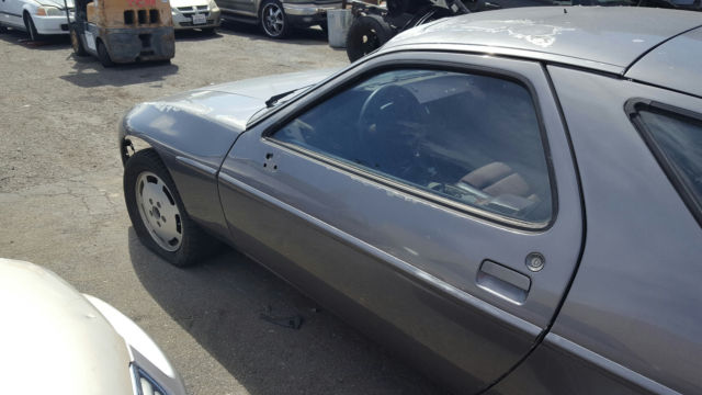 1986 Porsche 928 - photo 2