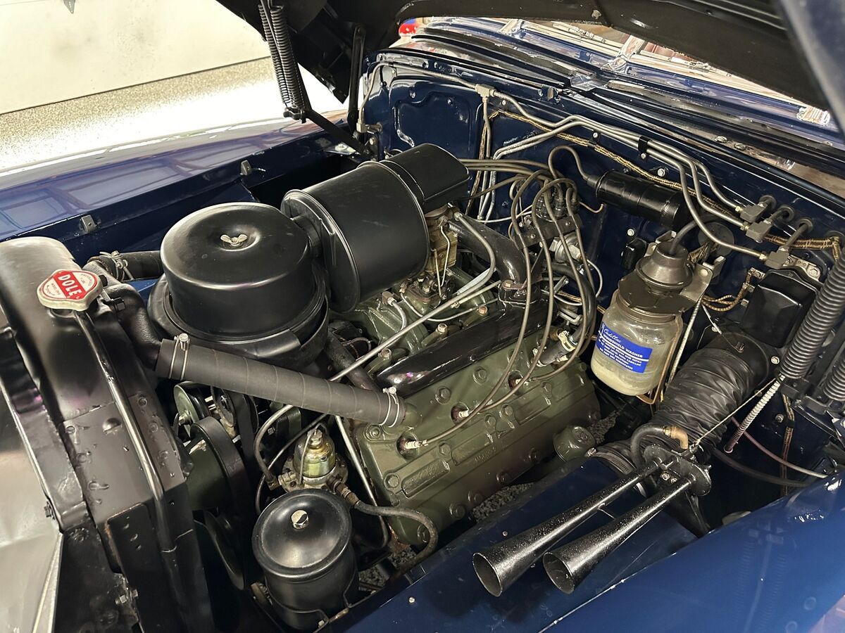 1947 Cadillac Series 62 Convertible Senior Award Winner Beautiful! - photo 10