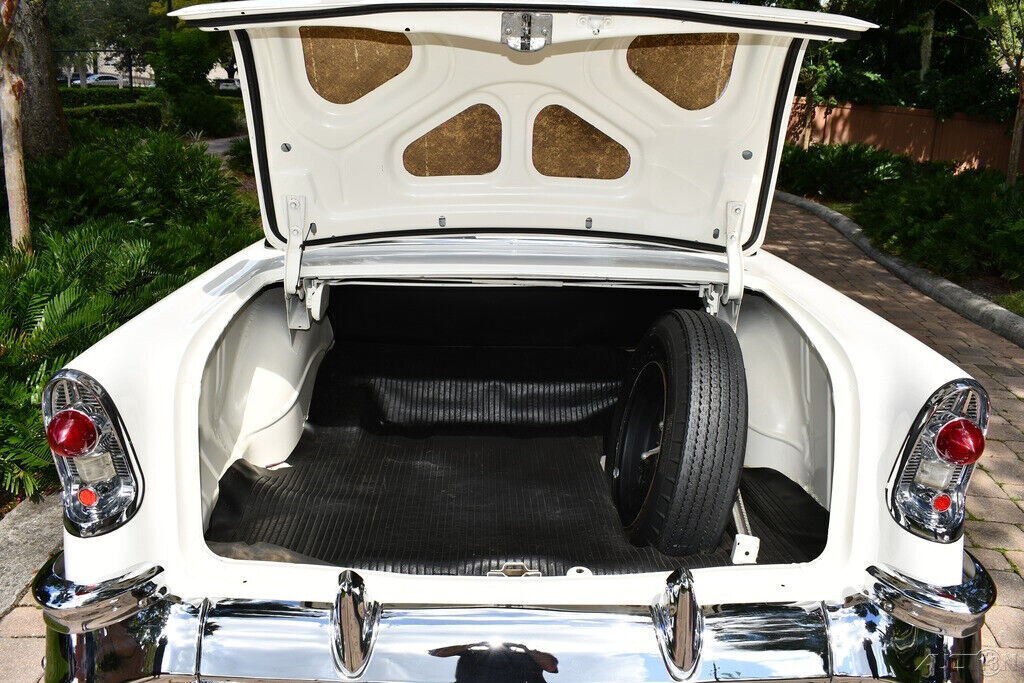 1956 Chevrolet Bel Air/150/210 Impeccable Restoration Rare Color! - photo 10
