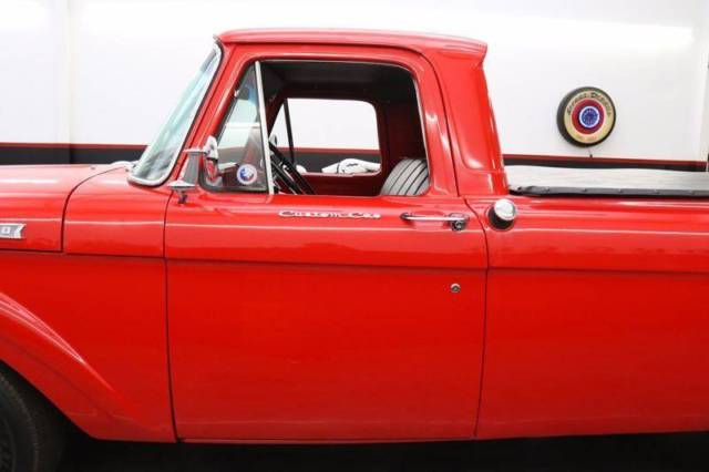 1962 Ford F-100 Uni-body - photo 7