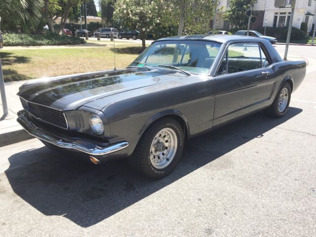 1965 Ford Mustang - photo 3