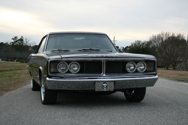 1966 Dodge Coronet - photo 2