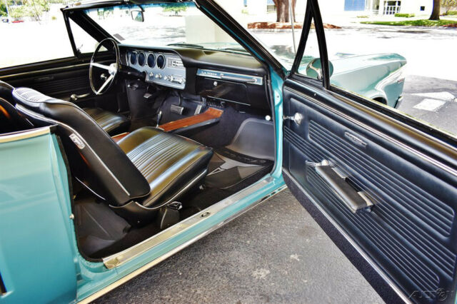 1967 Pontiac Le Mans Spectacular 326 V8, Automatic, Power Top - photo 6