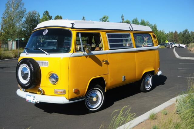 Restored 1972 Bus for sale. German built in 1971 1972 Volkswagen Bus/Vanagon