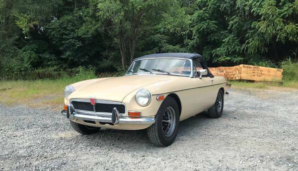Restored 1974 MG MGB Convertible 1974 MG MGB
