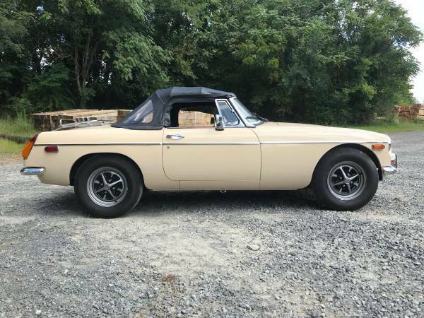 1974 MG MGB - photo 3