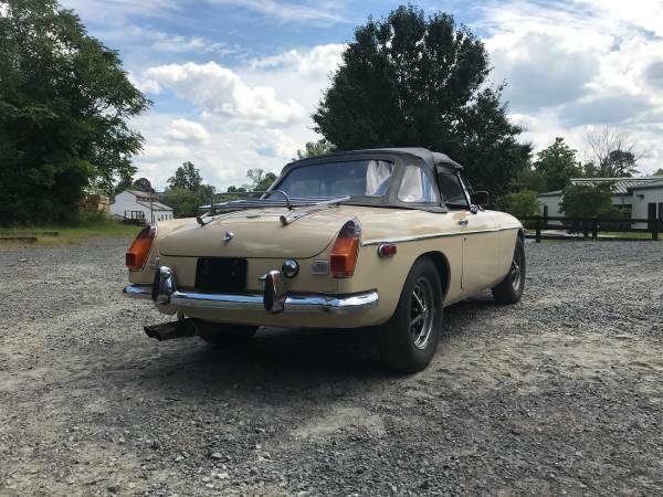 1974 MG MGB - photo 4