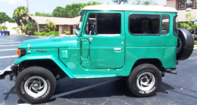 1978 Toyota Land Cruiser BJ-40 like FJ-40 - photo 8