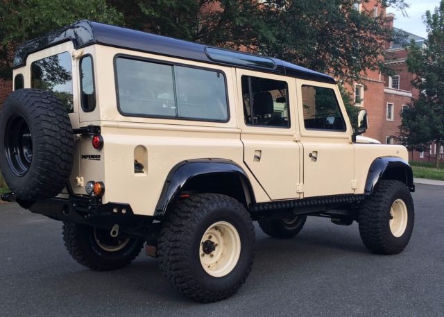 1985 Land Rover Defender 110 - photo 8