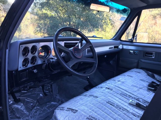 1986 GMC Sierra 2500 LS 6.0 Liter 4x4 - photo 10