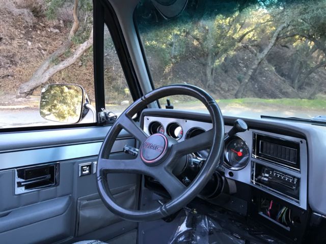 1986 GMC Sierra 2500 LS 6.0 Liter 4x4 - photo 11