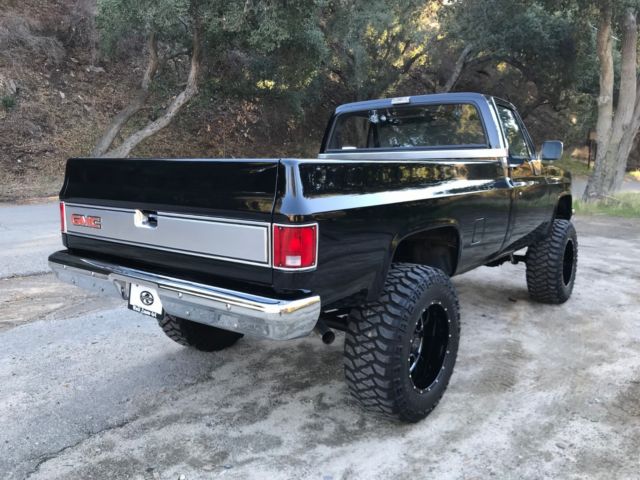 1986 GMC Sierra 2500 LS 6.0 Liter 4x4 - photo 6